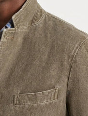 Men’s Tailored Blazer – Notched Lapel Design with Front Button Closure