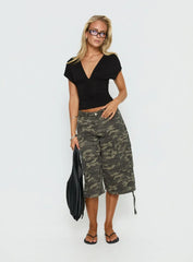 Hudsen Longline Cargo Shorts Camo