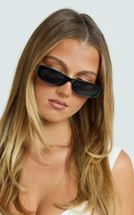 Lux Sunglasses in Black